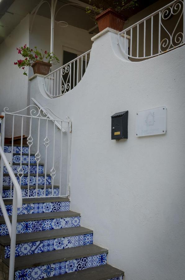 Nest Home Sorrento Exteriör bild